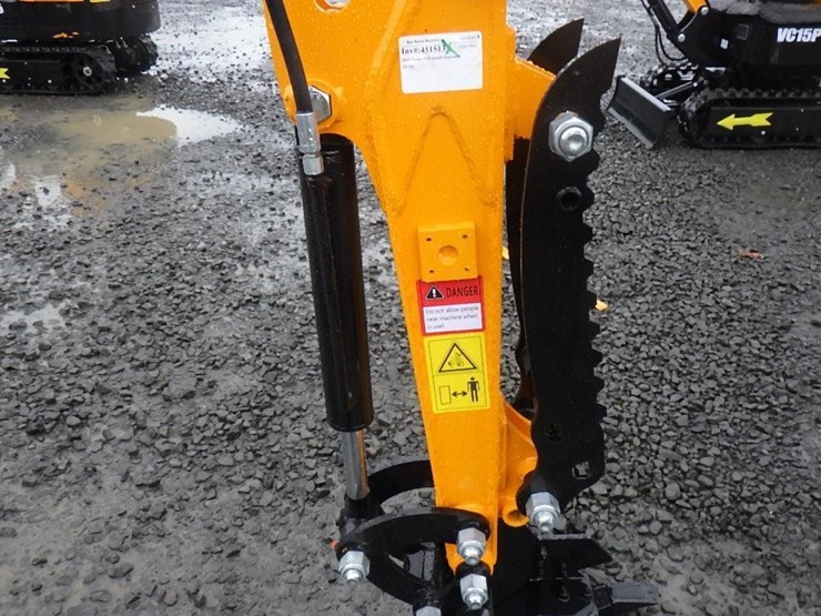 2025-vicsec-15-hydraulic-excavator-image-6