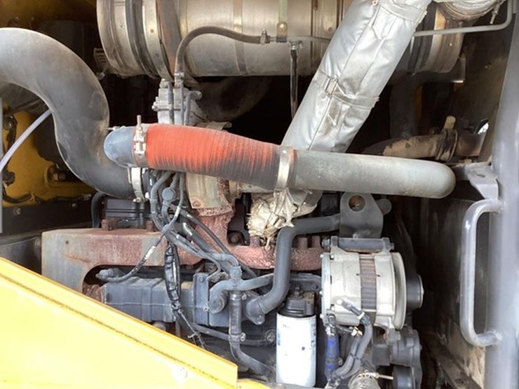 2015-kawasaki-80z7-image-12