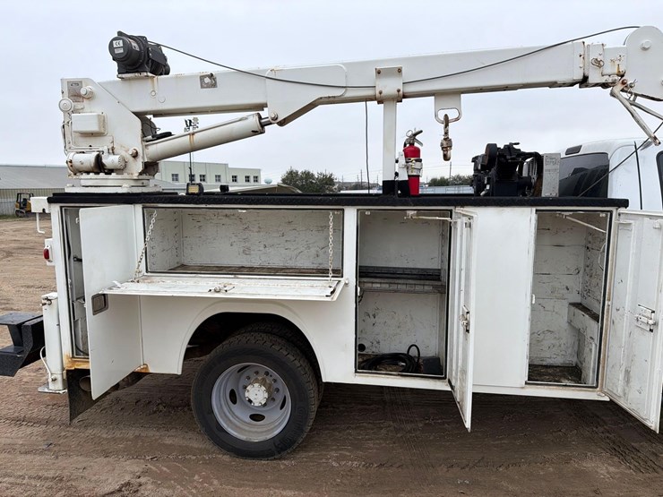 2015-ford-f450-image-14