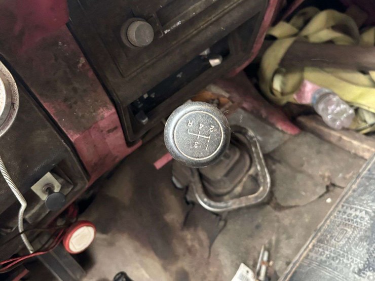 1980-ford-f350-image-28