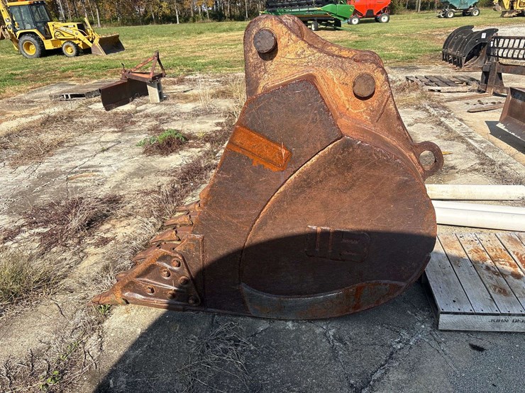 deere-230-lc-image-7