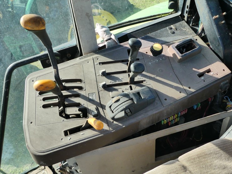 john-deere-6615-image-13