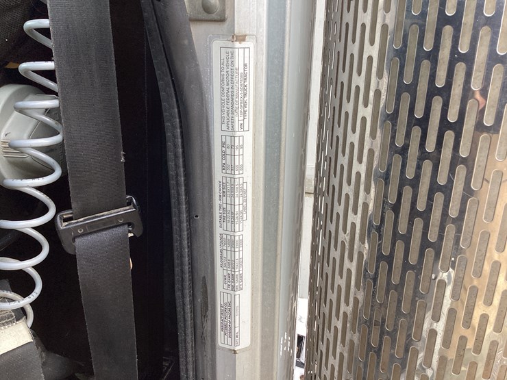 peterbilt-379-image-30