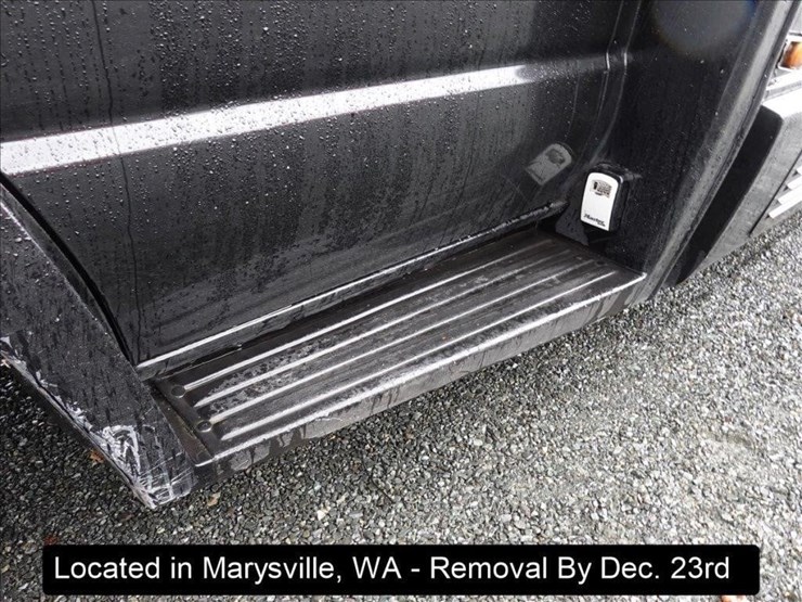 2014-ford-e550-image-19