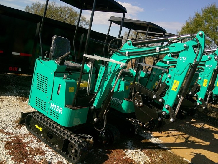 cfg-industrial-h15r-mini-excavator-image-1