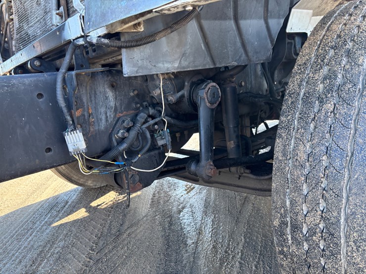 international-4300-image-11