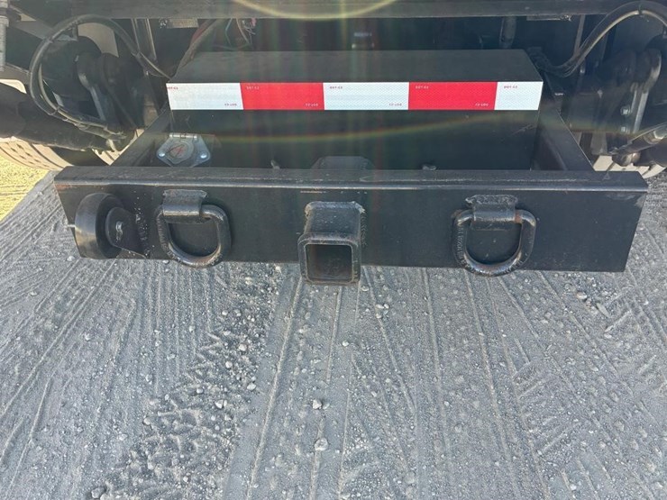 ford-f650-xlt-image-6