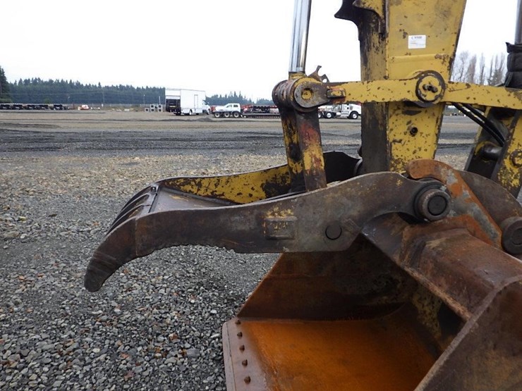 caterpillar-320c-image-10