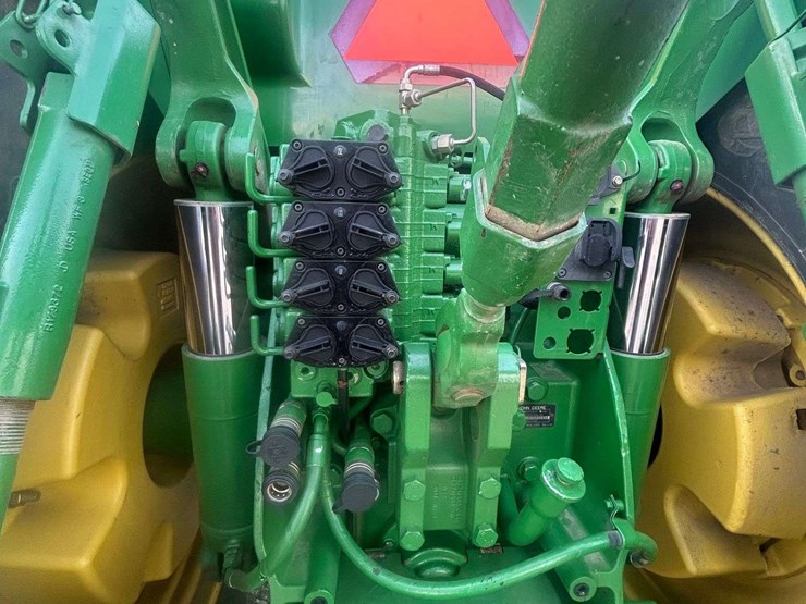 john-deere-8530-image-19