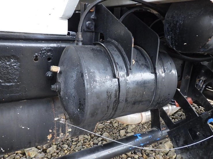 1999-ford-sterling-s/a-water-truck-image-22