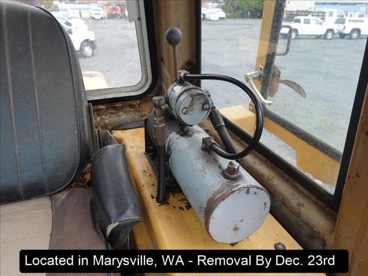 1981-caterpillar-920-image-6