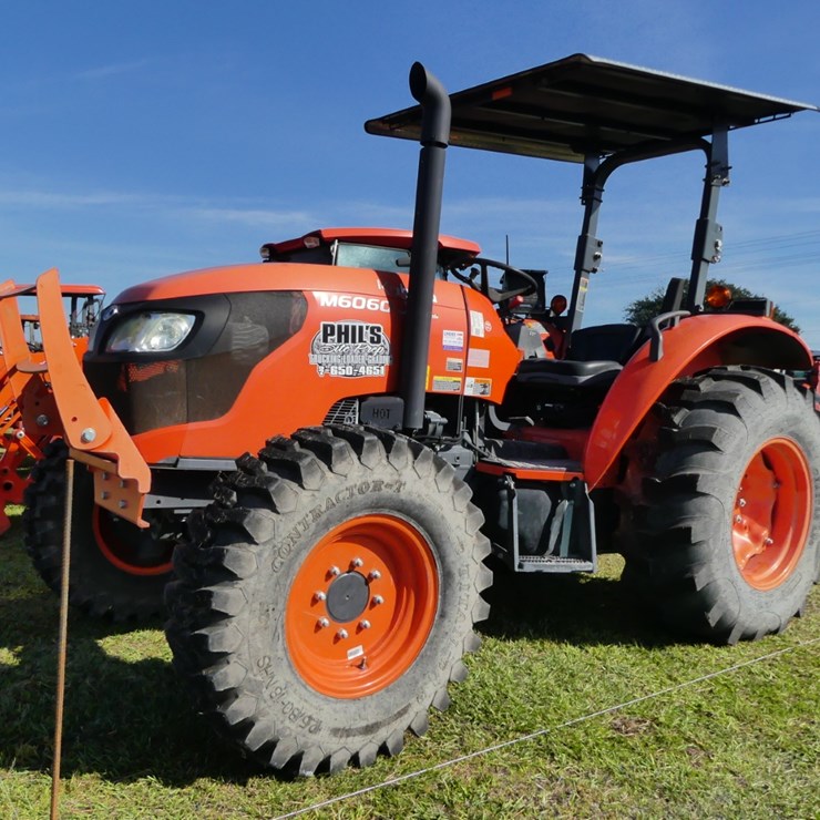 KUBOTA M6060