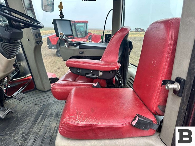 case-ih-400-image-99