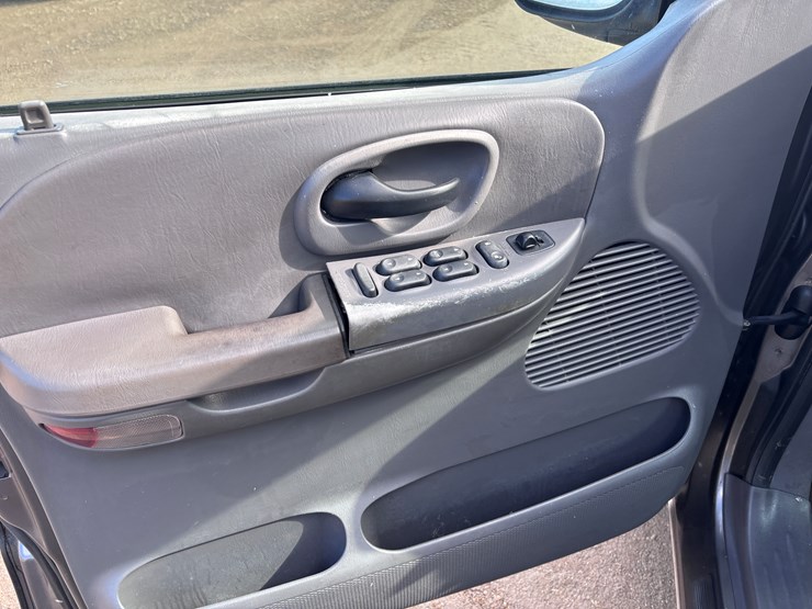 2003-ford-f150-image-9