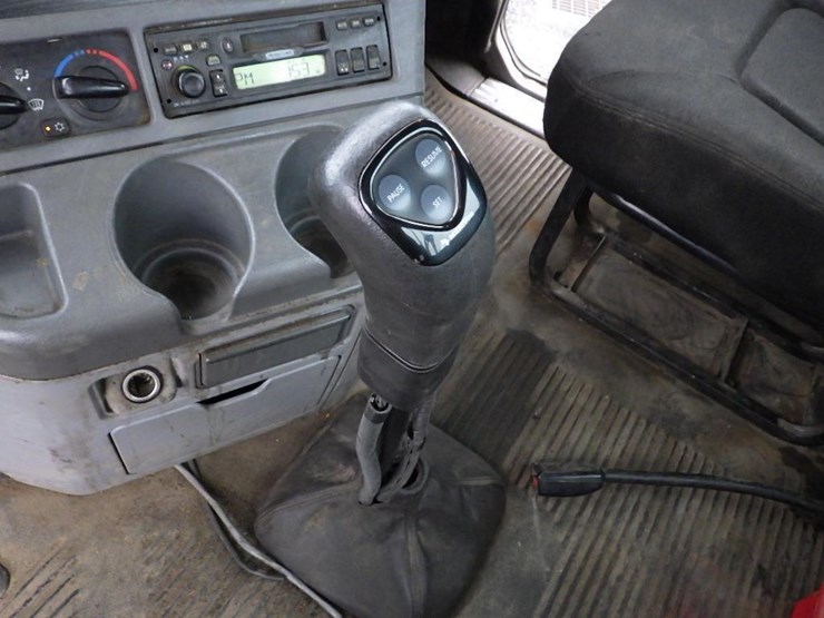 2005-freightliner-columbia-t/a-truck-tractor-image-30