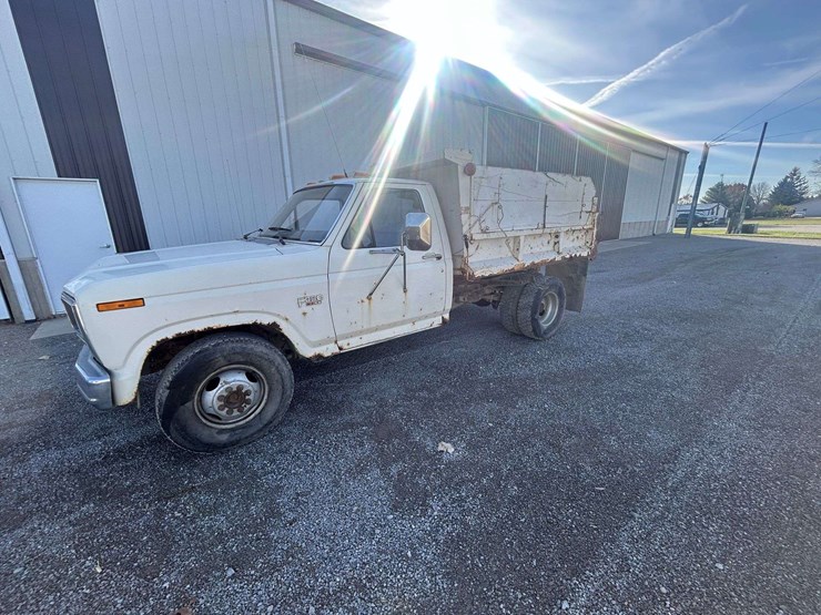 1986-ford-f350-image-1