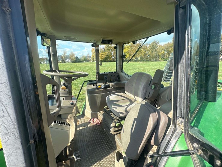 john-deere-7130-image-15