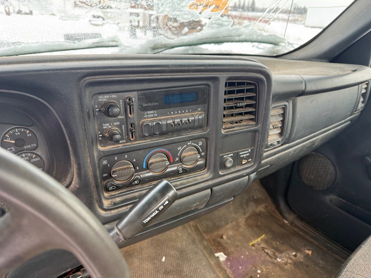 2003-chevrolet-2500-image-45