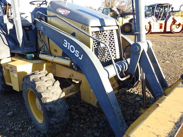 deere-310sj-image-13