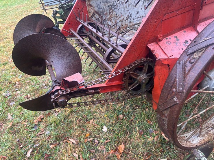 manure-spreader-image-10