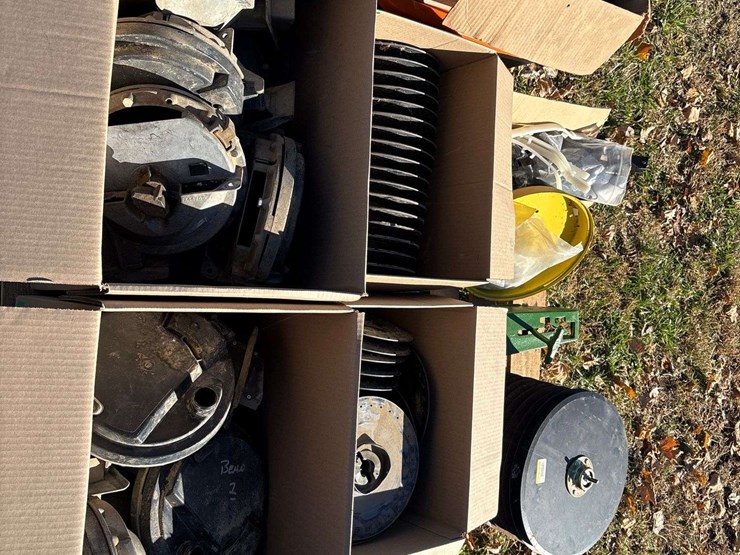 john-deere-7240-image-30