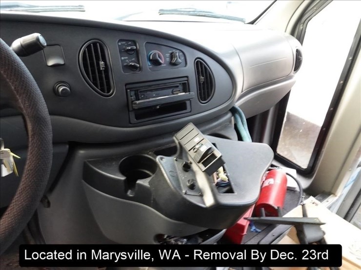 2007-ford-e350-image-3