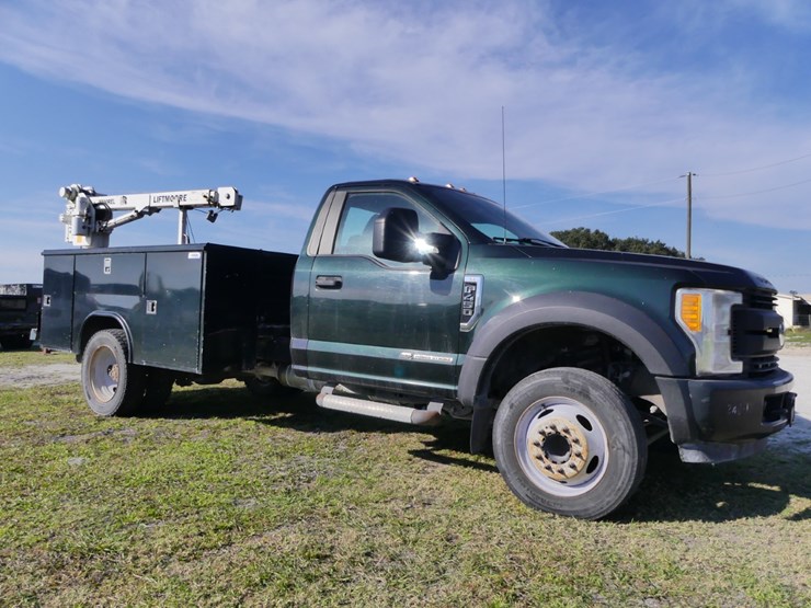 2017-ford-f450-xl-image-1