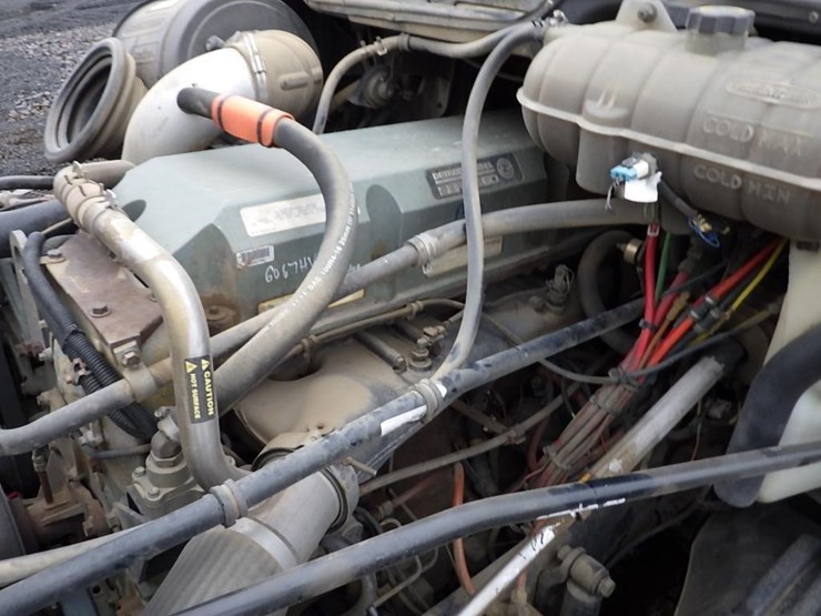 2005-freightliner-columbia-t/a-truck-tractor-image-19