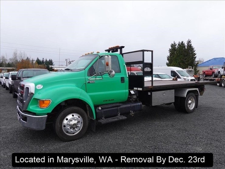 2013-ford-f650-image-1