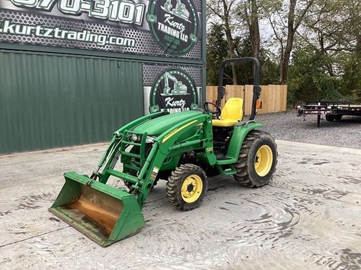 john-deere-3120-image-8