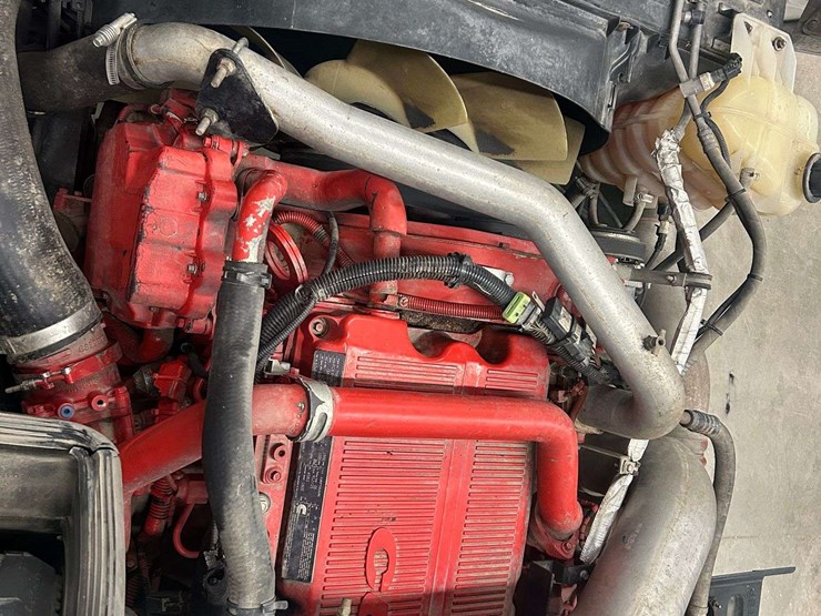 2016-international-prostar-image-25