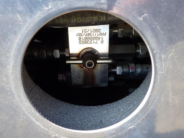 2023-develon-dx85r-3-hydraulic-excavator-image-21