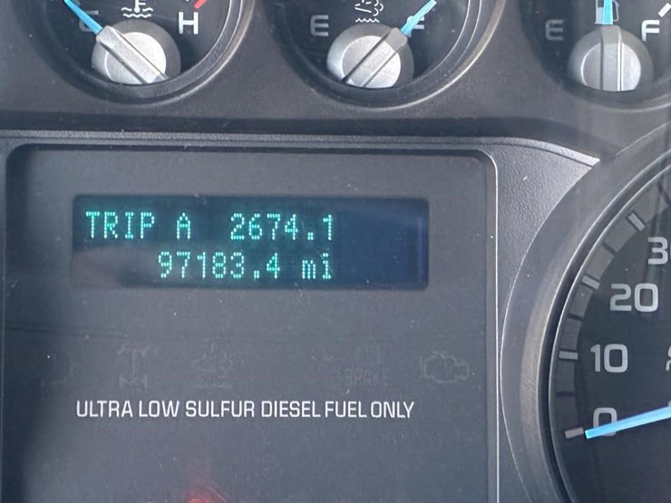 ford-f650-xlt-image-23