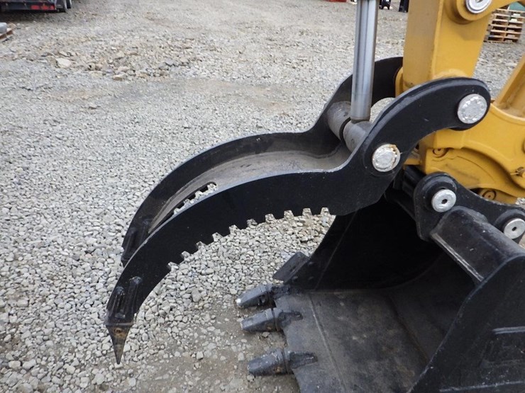 caterpillar-305.5e2-image-10