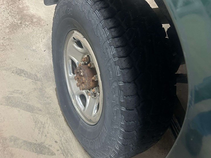 2001-chevrolet-2500-image-12