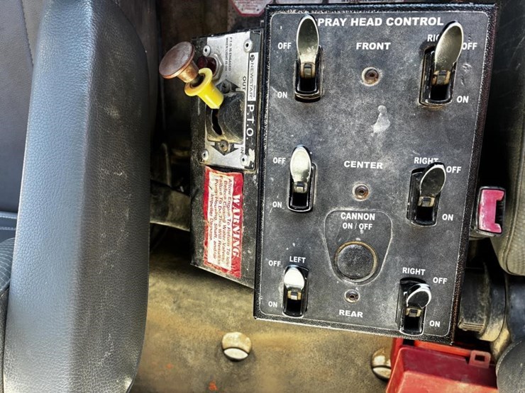 2014-ford-f750-image-16