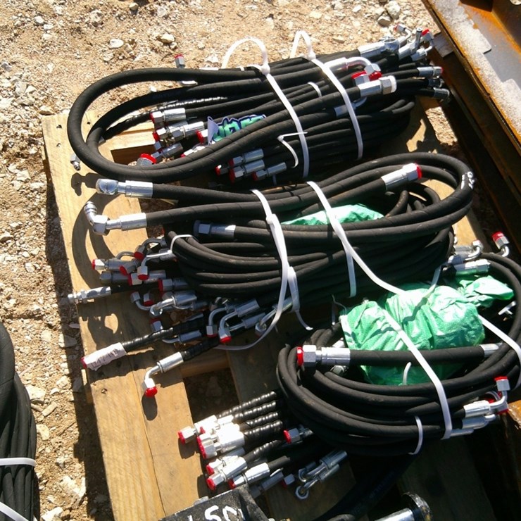 (1) SET FUTURE HOSES F/ MINI EXCAVATOR