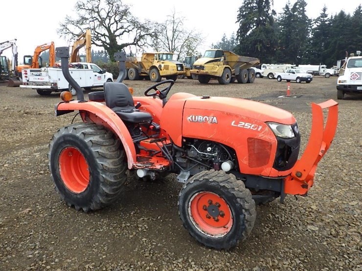 kubota-l2501-image-2