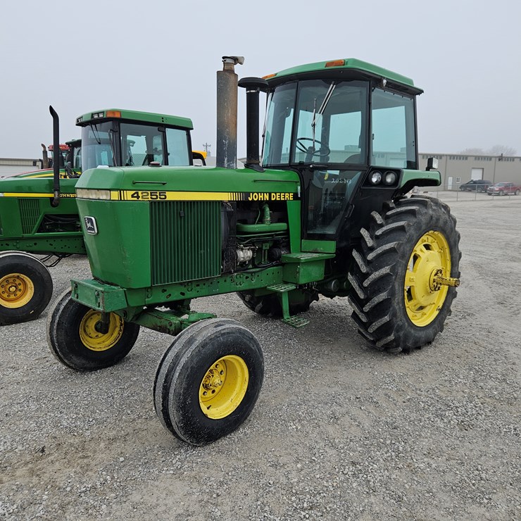 JOHN DEERE 4255