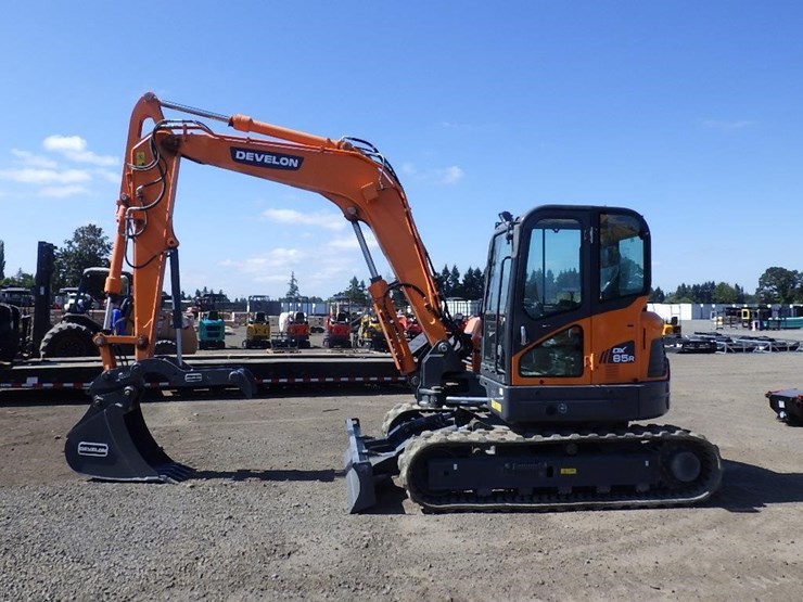 2023-develon-dx85r-3-hydraulic-excavator-image-6