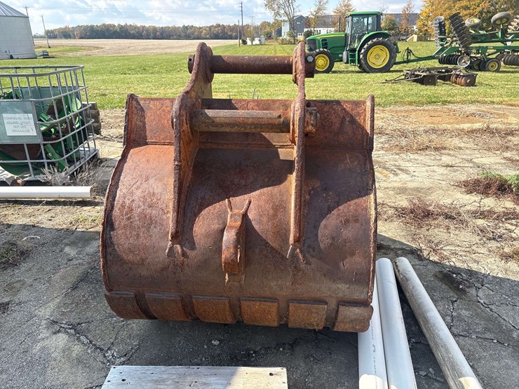 deere-230-lc-image-6