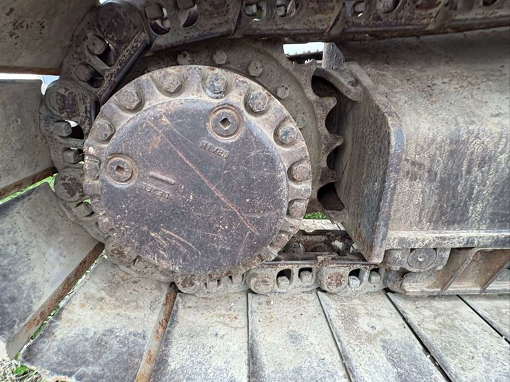 caterpillar-325cl-image-19