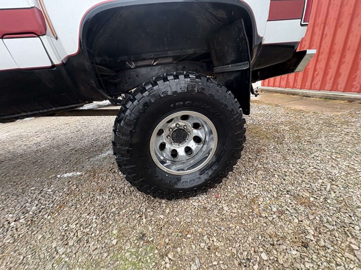 1988-gmc-sierra-3500-image-25