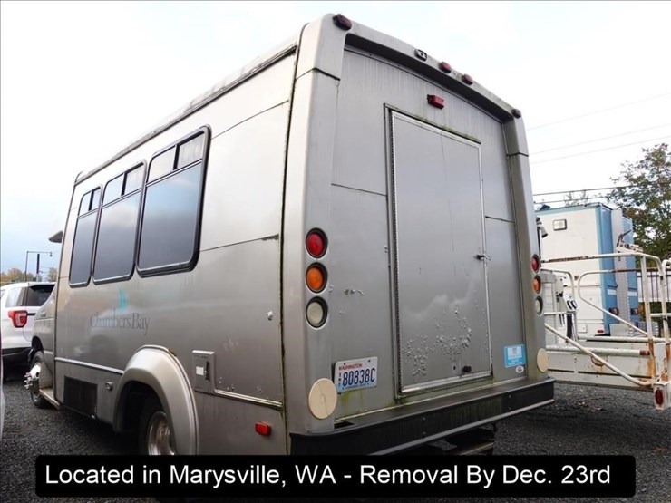 2007-ford-e350-image-8