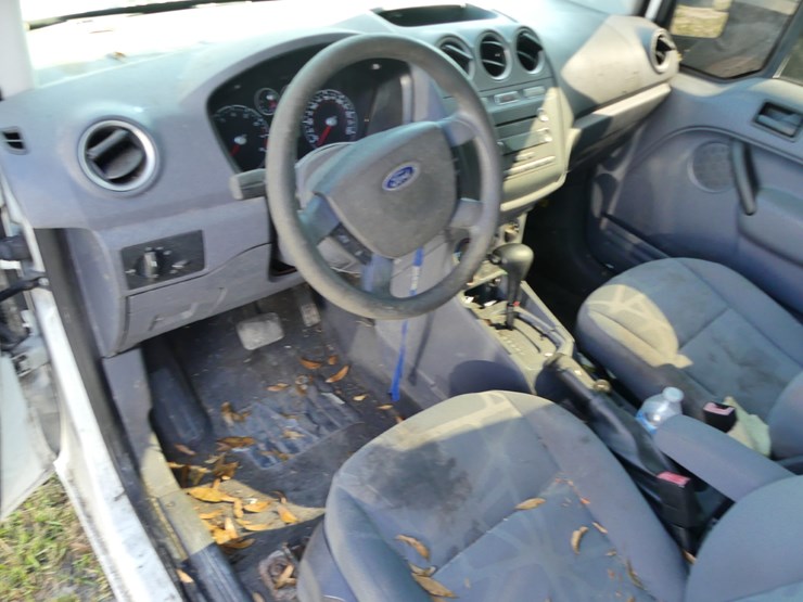 2013-ford-transit-connect-image-13