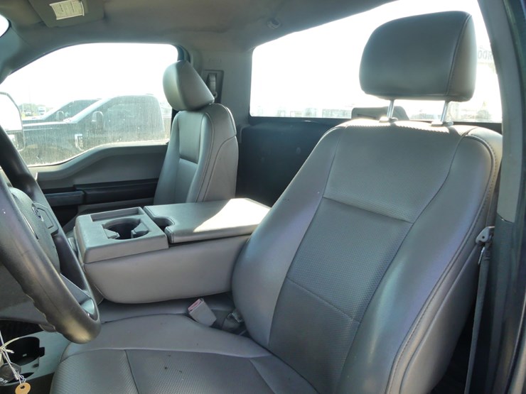 2017-ford-f450-xl-image-11