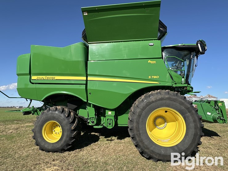 john-deere-s780-image-4