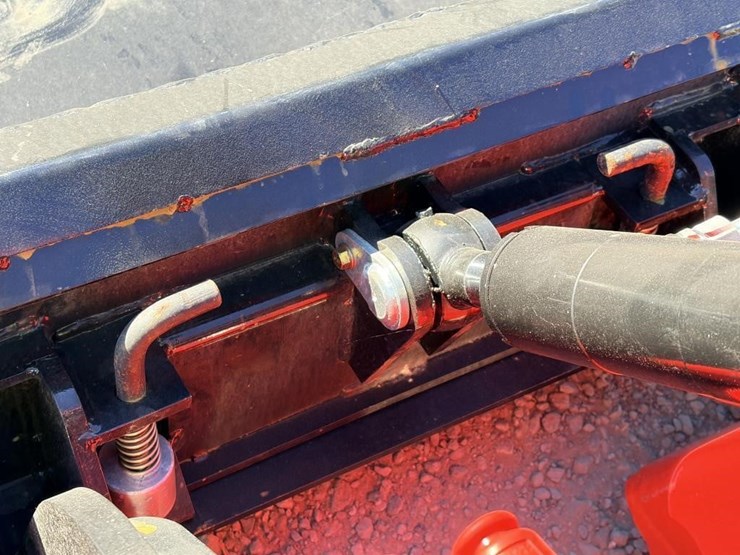 2025-sdlool-sl323wj-skid-steer-loader-image-6