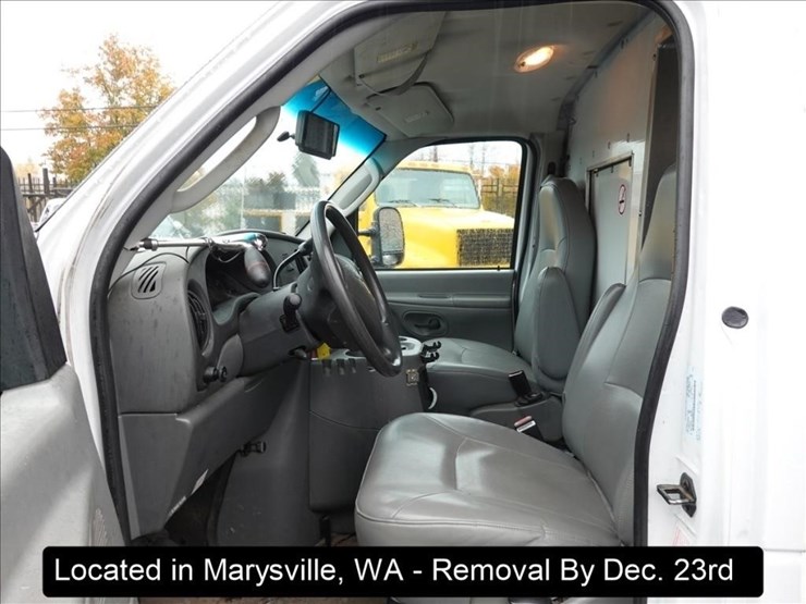 2003-ford-e350-image-9