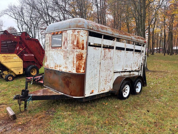 12ft-monarch-livestock-trailer-image-1